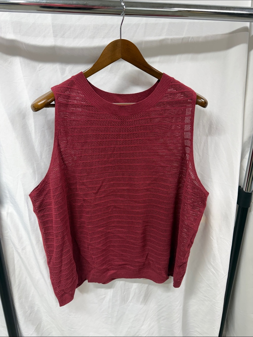 Sleeveless Knit Tank Top - Merlot Red